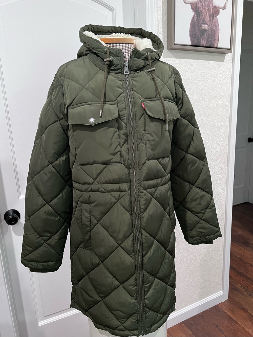 Levi’s Women’s M Olive Green Sherpa Lined Quilted Hooded Puffer Parka Coat